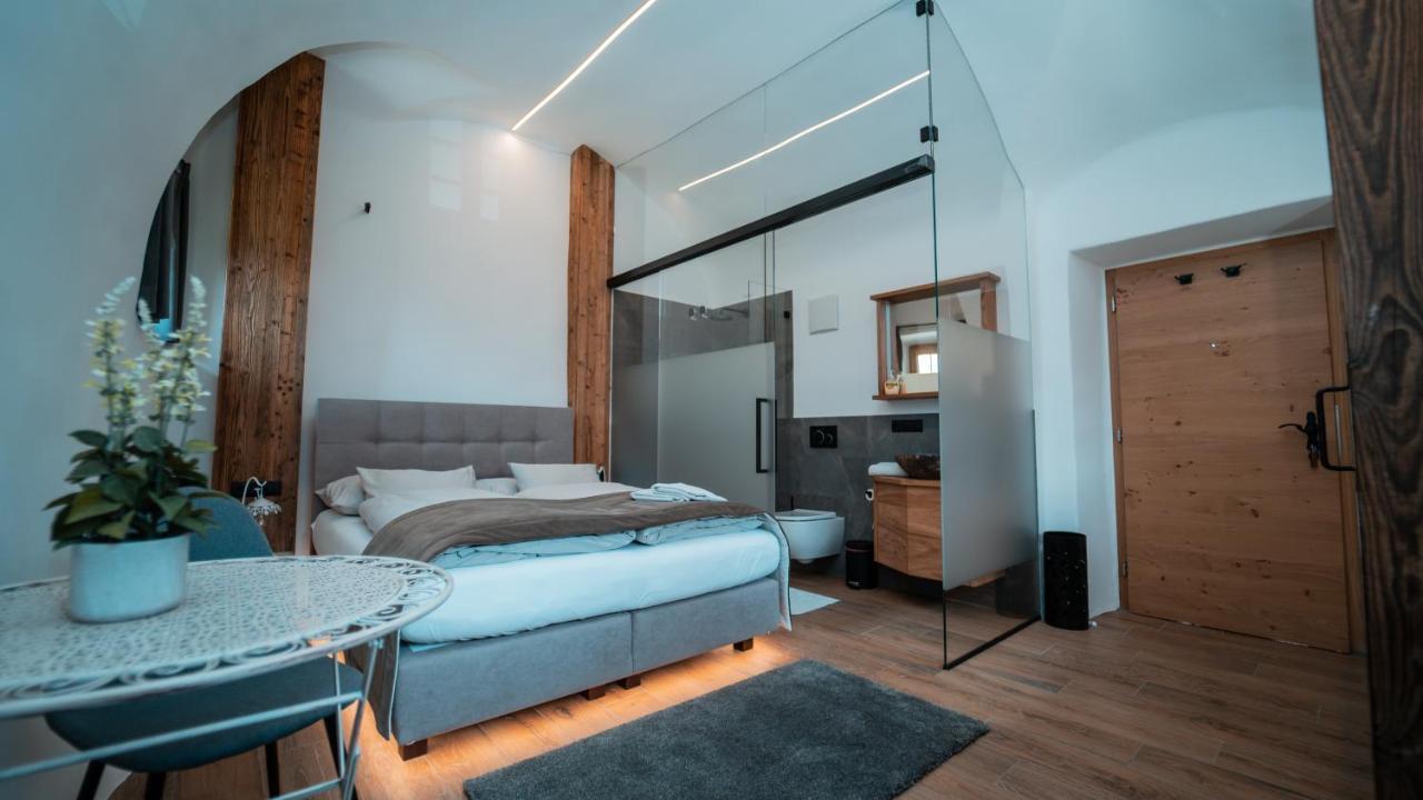 Apartments, Guest House & Historic Chalet Neuhaus San Sigismondo Экстерьер фото