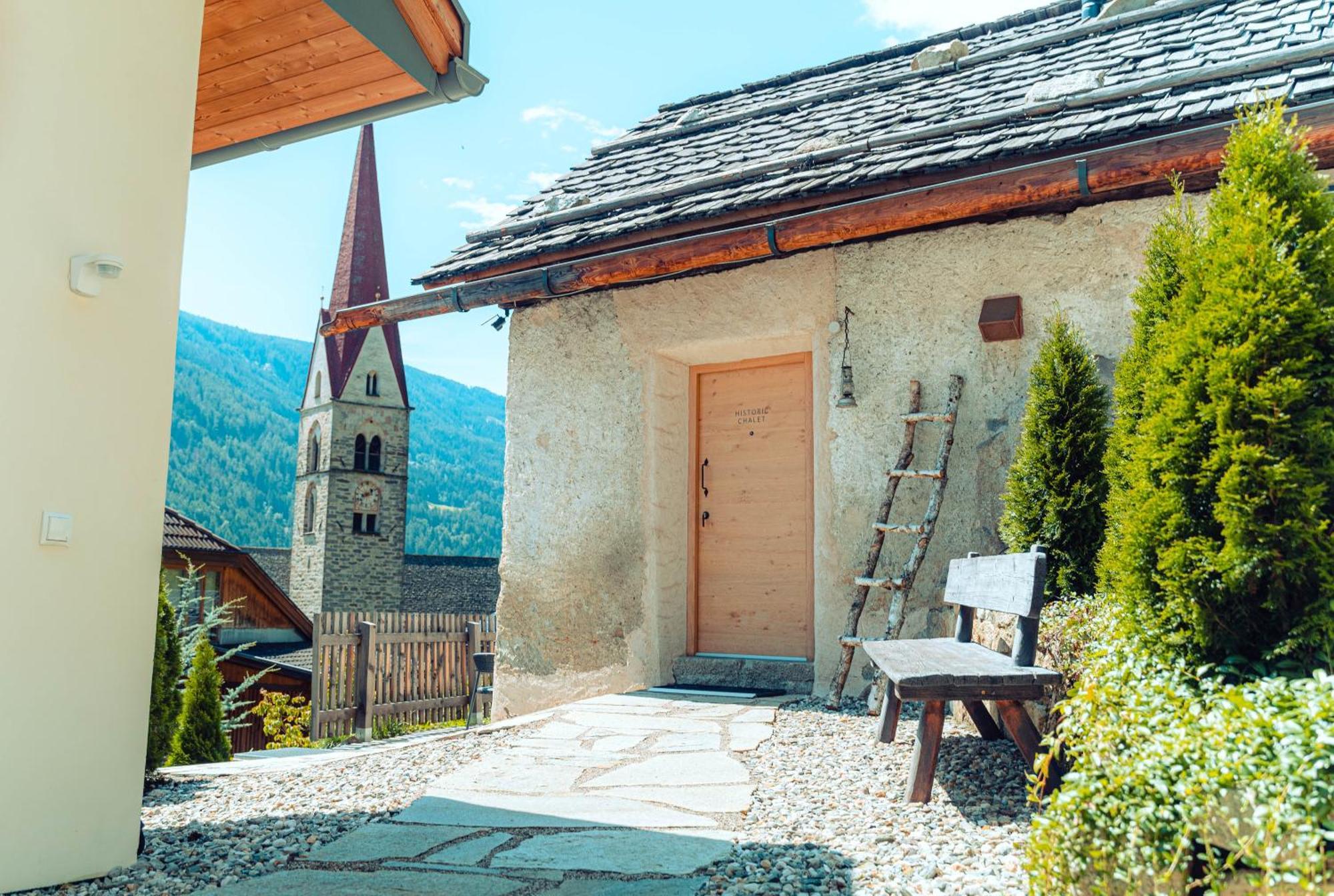 Apartments, Guest House & Historic Chalet Neuhaus San Sigismondo Экстерьер фото